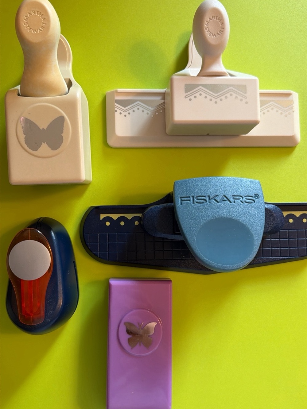 Fiskars Blue Craft Punch - Decorative Edge and Shape Punch Set, Blue